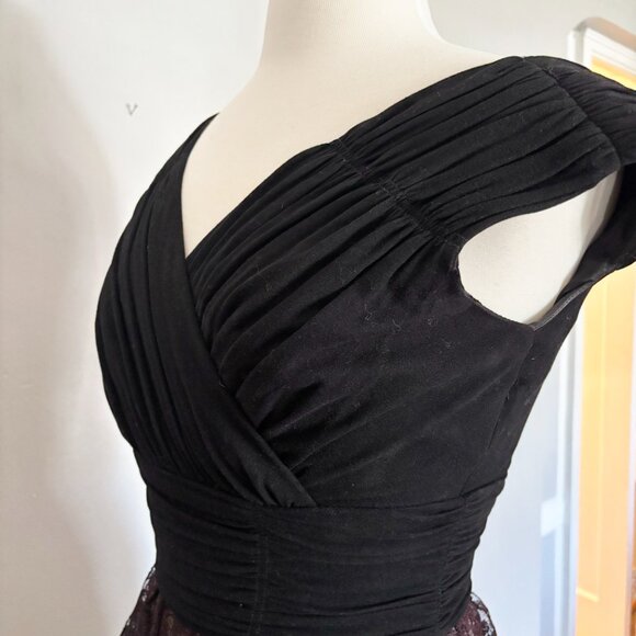 Vintage 1950 Lace and Velvet Holiday Prom Special Occasion Dress  Small - Picture 15 of 16